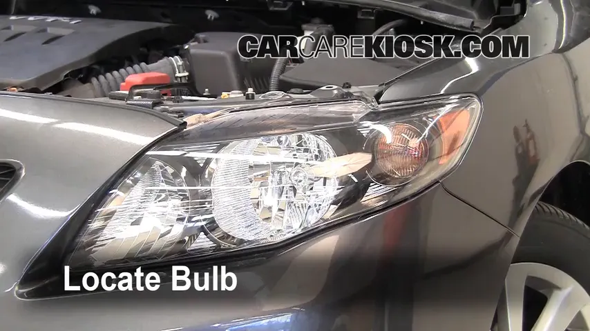 2010 Toyota Corolla S 1.8L 4 Cyl. Éclairage Feux de route (remplacer l'ampoule)